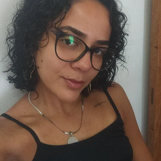 Izabela de Almeida da Silva Pereira 